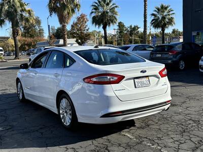 2016 Ford Fusion Hybrid SE   - Photo 4 - Sacramento, CA 95821