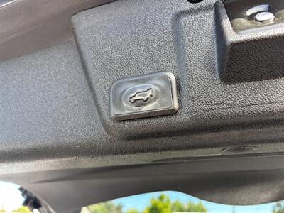 2016 Buick Enclave Premium - Photo 11 - Sacramento, CA 95821