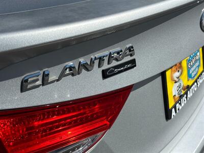 2013 Hyundai ELANTRA Coupe SE   - Photo 13 - Sacramento, CA 95821