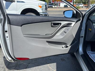 2013 Hyundai ELANTRA Coupe SE   - Photo 12 - Sacramento, CA 95821