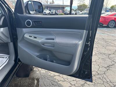 2006 Toyota Tacoma V6   - Photo 11 - Sacramento, CA 95821