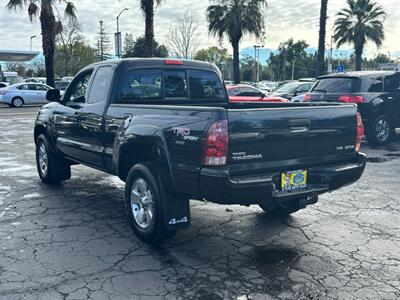 2006 Toyota Tacoma V6   - Photo 4 - Sacramento, CA 95821