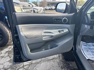 2006 Toyota Tacoma V6   - Photo 12 - Sacramento, CA 95821