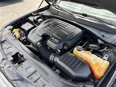 2013 Chrysler 300 Series   - Photo 19 - Sacramento, CA 95821