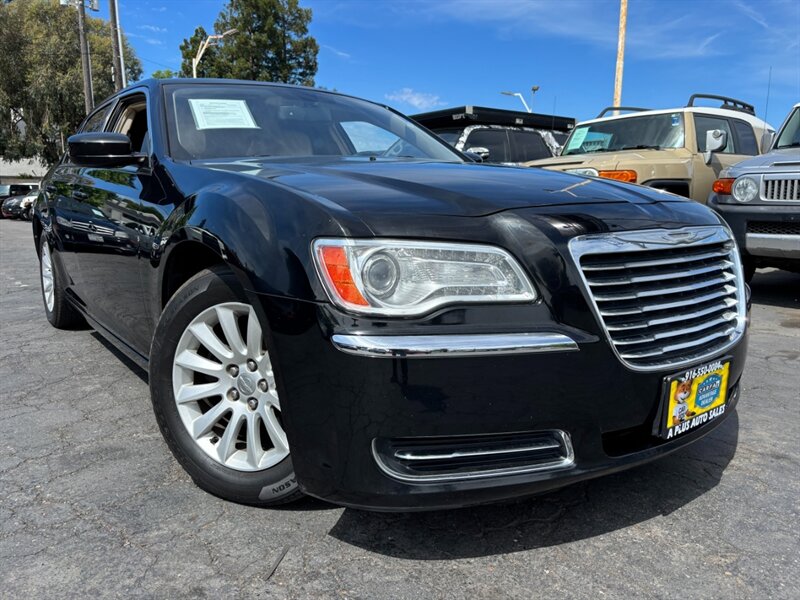 2013 Chrysler 300 Series  