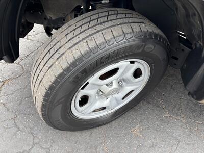 2006 Toyota Tacoma   - Photo 13 - Sacramento, CA 95821