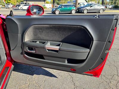 2012 Dodge Challenger SRT8 392   - Photo 10 - Sacramento, CA 95821
