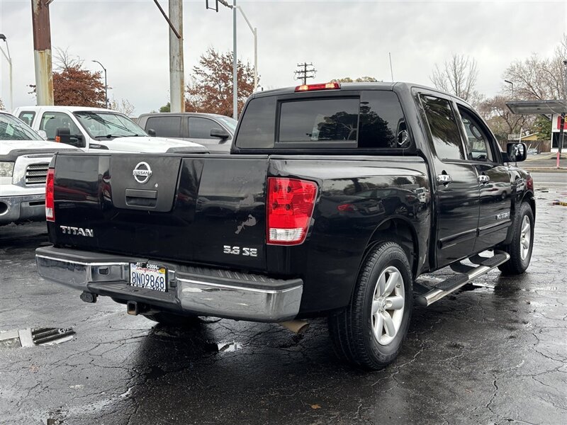 2008 Nissan Titan SE photo 2