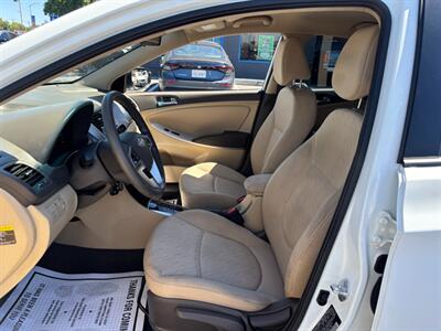 2014 Hyundai ACCENT GLS   - Photo 10 - Sacramento, CA 95821