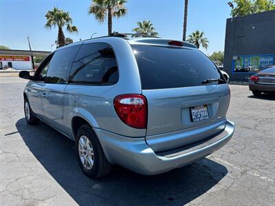 2005 Dodge Grand Caravan SE   - Photo 5 - Sacramento, CA 95821