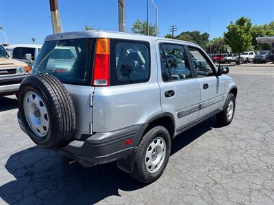 1998 Honda CR-V LX   - Photo 4 - Sacramento, CA 95821
