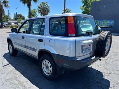 1998 Honda CR-V LX   - Photo 7 - Sacramento, CA 95821