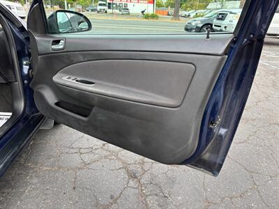 2009 Pontiac G5   - Photo 9 - Sacramento, CA 95821