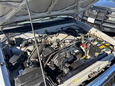 2002 Toyota Tacoma PreRunner V6   - Photo 19 - Sacramento, CA 95821