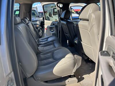 2005 GMC Yukon Denali   - Photo 11 - Sacramento, CA 95821
