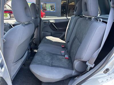 2001 Toyota RAV4   - Photo 8 - Sacramento, CA 95821
