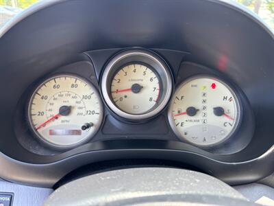 2001 Toyota RAV4   - Photo 17 - Sacramento, CA 95821