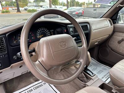 2000 Toyota Tacoma   - Photo 9 - Sacramento, CA 95821