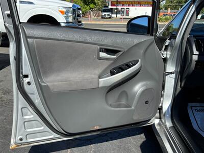 2010 Toyota Prius II   - Photo 11 - Sacramento, CA 95821