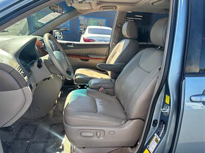 2010 Toyota Sienna XLE - Photo 8 - Sacramento, CA 95821