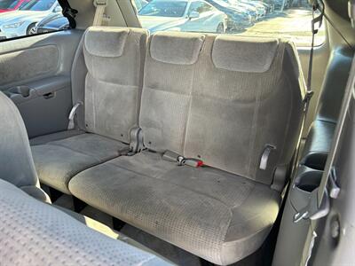 2007 Toyota Sienna LE 7-Passenger - Photo 12 - Sacramento, CA 95821