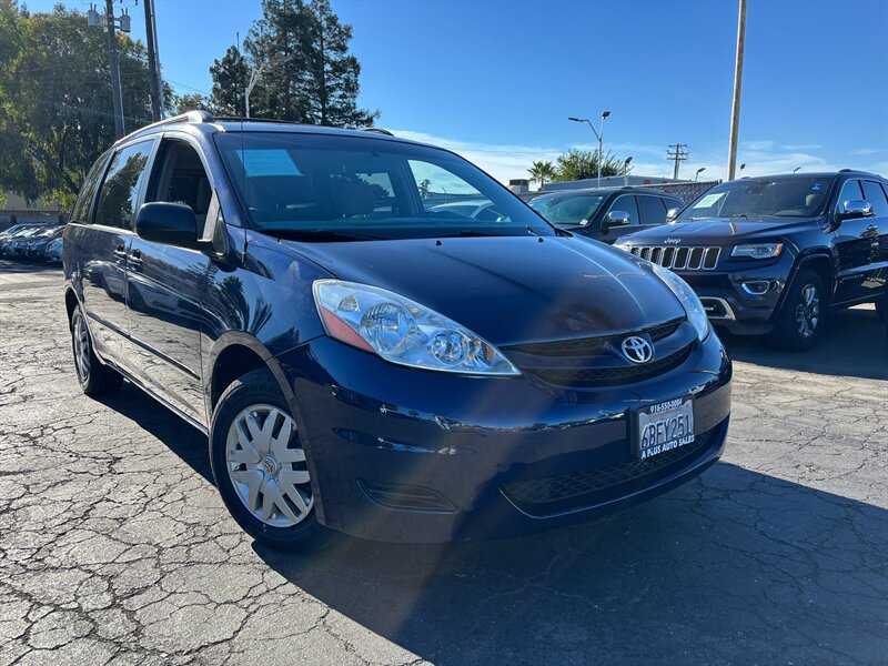 2007 Toyota Sienna LE 7-Passenger   - Photo 1 - Sacramento, CA 95821