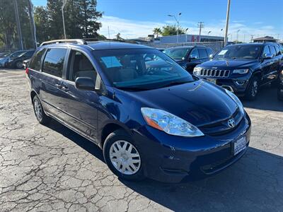 2007 Toyota Sienna LE 7-Passenger - Photo 2 - Sacramento, CA 95821