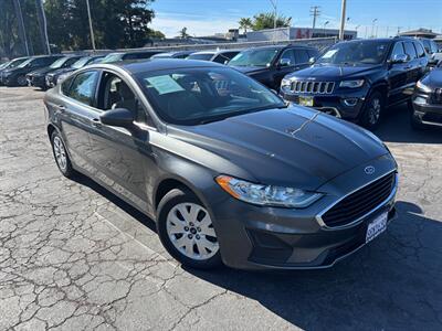 2020 Ford Fusion S - Photo 2 - Sacramento, CA 95821