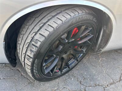 2009 Dodge Challenger SRT8   - Photo 19 - Sacramento, CA 95821