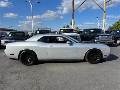 2009 Dodge Challenger SRT8   - Photo 2 - Sacramento, CA 95821