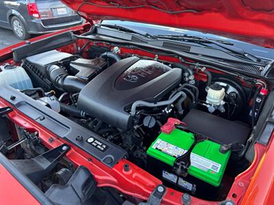 2016 Toyota Tacoma SR5 V6   - Photo 20 - Sacramento, CA 95821