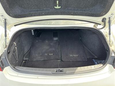 2017 INFINITI Q60 Red Sport 400   - Photo 16 - Sacramento, CA 95821