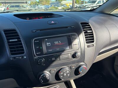 2014 Kia Forte EX - Photo 11 - Sacramento, CA 95821