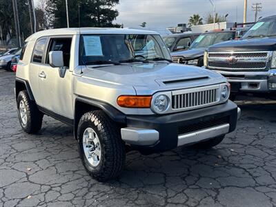2007 Toyota FJ Cruiser   - Photo 1 - Sacramento, CA 95821