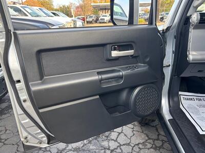 2007 Toyota FJ Cruiser   - Photo 12 - Sacramento, CA 95821