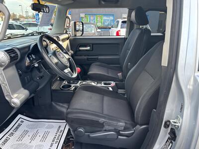 2007 Toyota FJ Cruiser   - Photo 6 - Sacramento, CA 95821