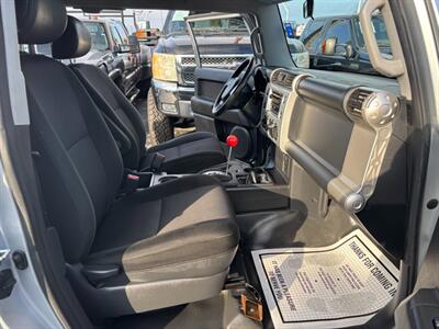 2007 Toyota FJ Cruiser   - Photo 9 - Sacramento, CA 95821