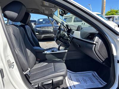 2014 BMW 320i   - Photo 12 - Sacramento, CA 95821
