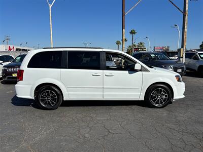 2017 Dodge Grand Caravan GT - Photo 2 - Sacramento, CA 95821