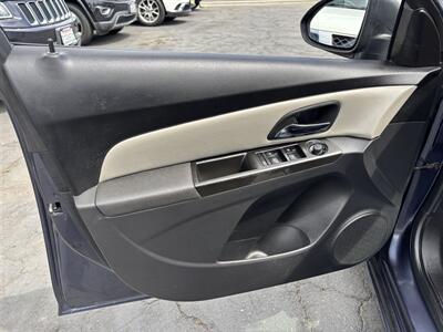 2013 Chevrolet Cruze LS Auto   - Photo 11 - Sacramento, CA 95821