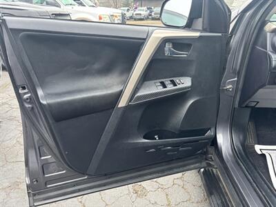 2015 Toyota RAV4 XLE   - Photo 16 - Sacramento, CA 95821