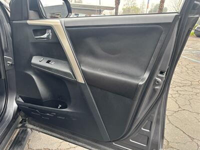 2015 Toyota RAV4 XLE   - Photo 12 - Sacramento, CA 95821