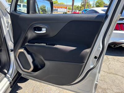 2015 Jeep Renegade Sport   - Photo 11 - Sacramento, CA 95821