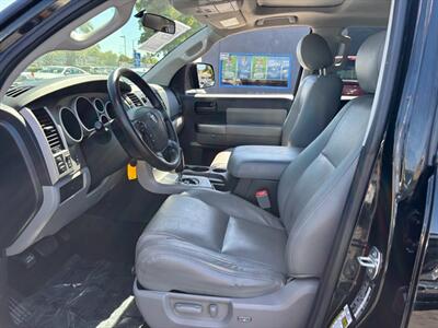 2012 Toyota Sequoia SR5   - Photo 6 - Sacramento, CA 95821