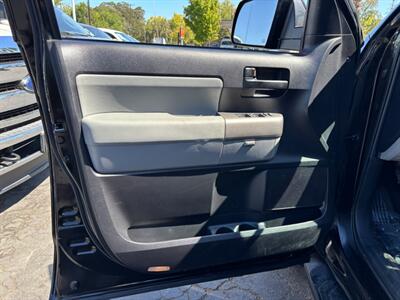 2012 Toyota Sequoia SR5   - Photo 13 - Sacramento, CA 95821
