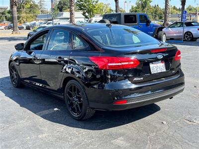 2018 Ford Focus SEL   - Photo 5 - Sacramento, CA 95821