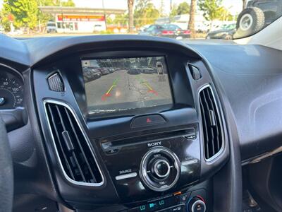 2018 Ford Focus SEL   - Photo 17 - Sacramento, CA 95821
