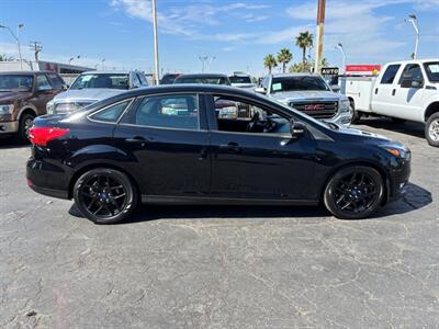 2018 Ford Focus SEL   - Photo 2 - Sacramento, CA 95821