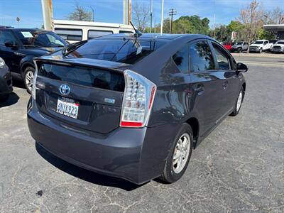 2010 Toyota Prius III   - Photo 3 - Sacramento, CA 95821