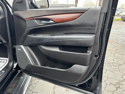 2015 Cadillac Escalade Premium   - Photo 12 - Sacramento, CA 95821